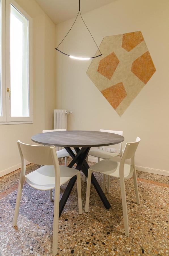 Azeglio Luxury Homes Bolonia Habitación foto